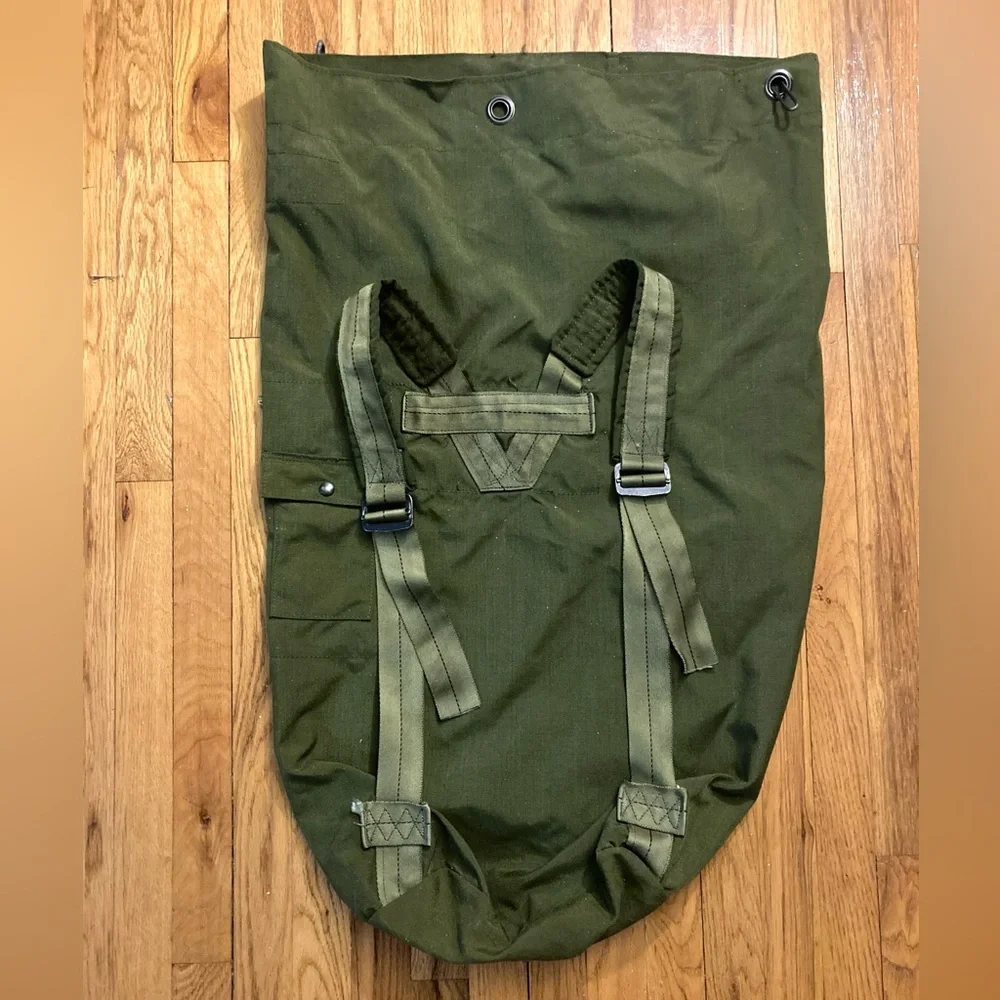 US Army Gl Genuine Military Issue Duffle Bag - Picture 9 of 10